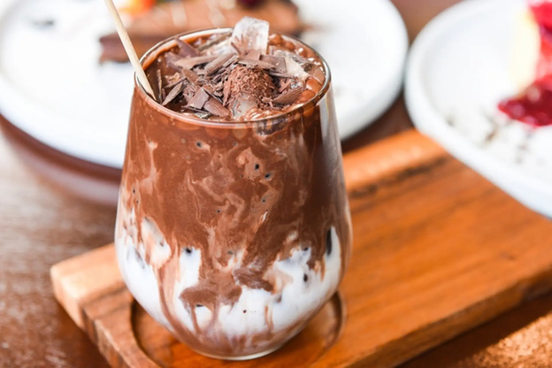 Sự béo ngậy từ nước cốt dừa làm tăng thêm vị ngon cho cacao