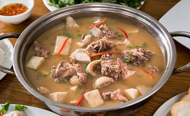 Vịt om sấu cốt dừa béo ngậy lạ miệng